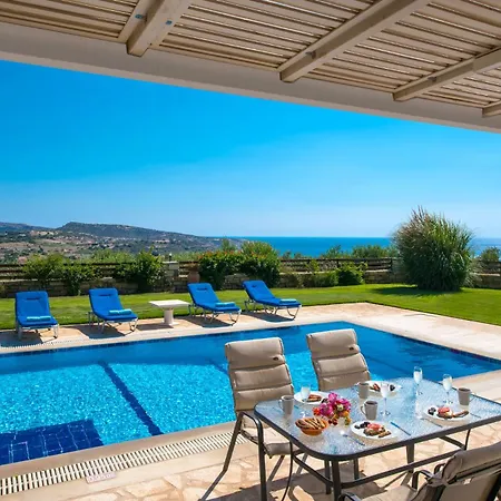 Royal Nest Villa Pitsidia